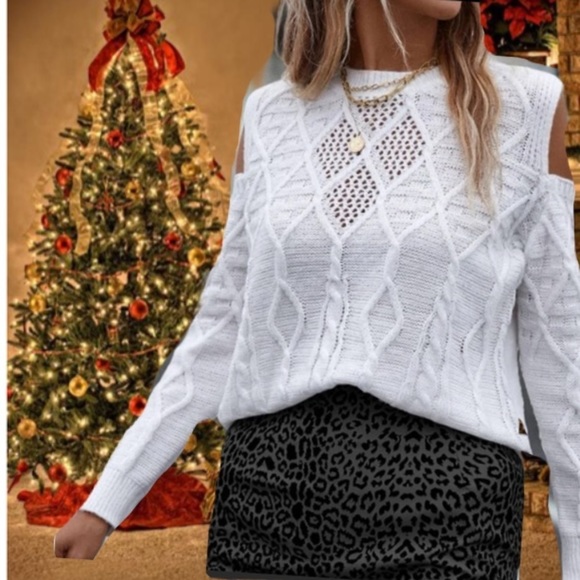 New white long sleeve sweater - Picture 7 of 7